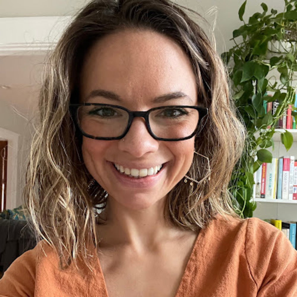 Meet your Posher, Courtney